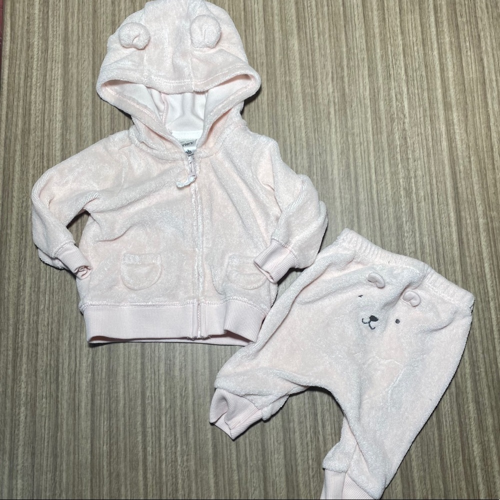 Carter’s Newborn bear Terry suit